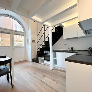 https://navigli-luxury-loft.it-lombardy.com